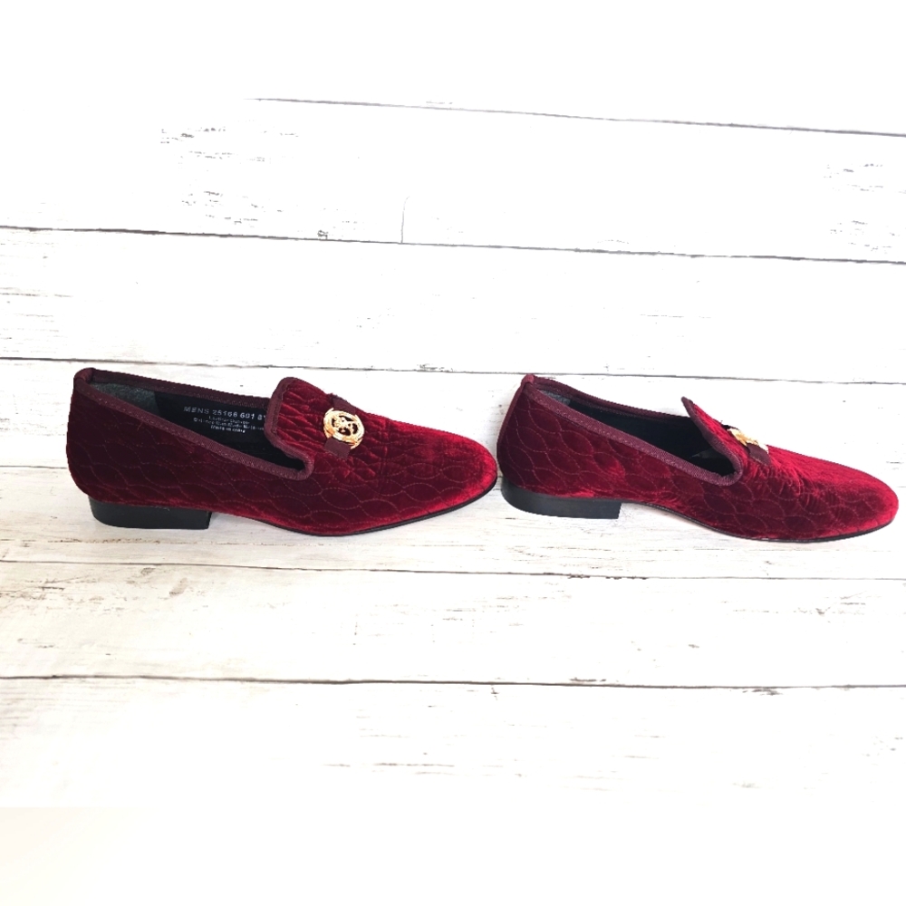 Stacy Adam's Mens Valet Slip On Burgundy Velvet Velour Loafers Shoes Gold Detail - Picture 7 of 14